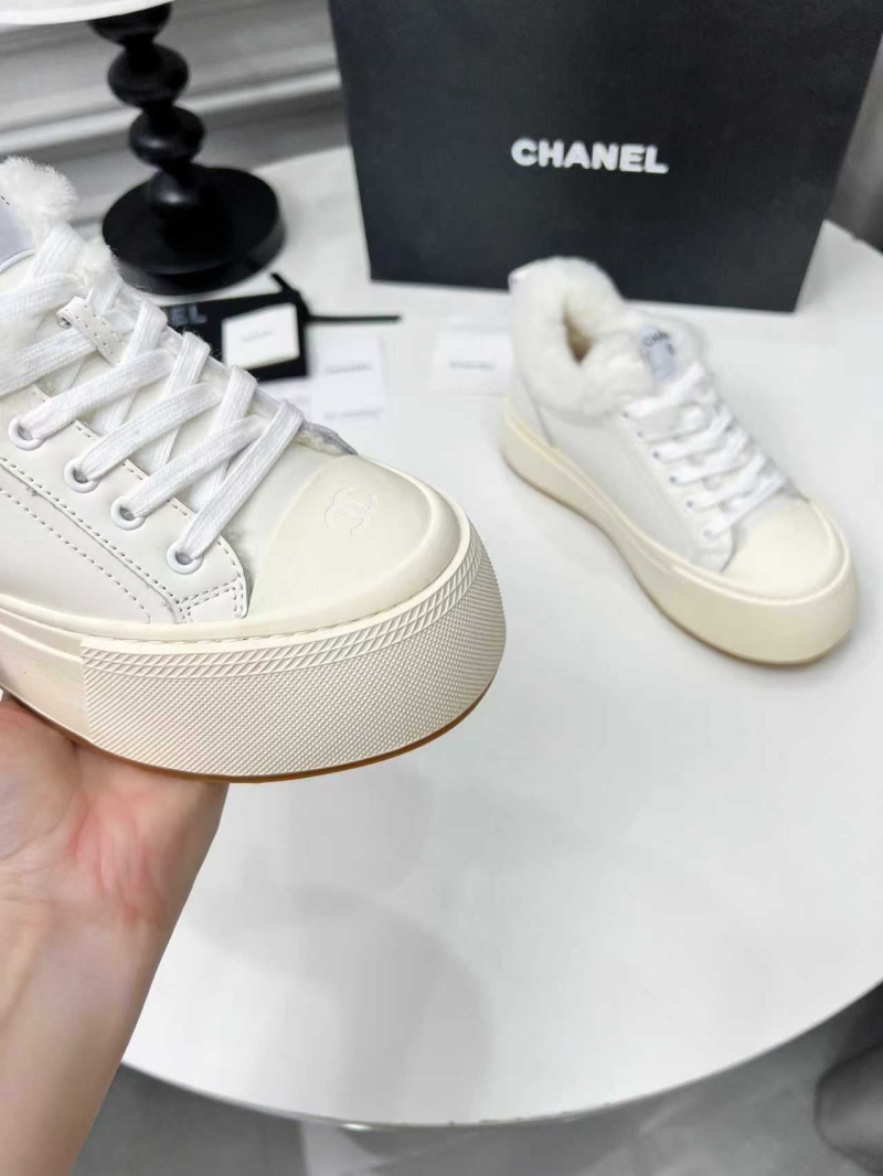Ch**el sport shoes